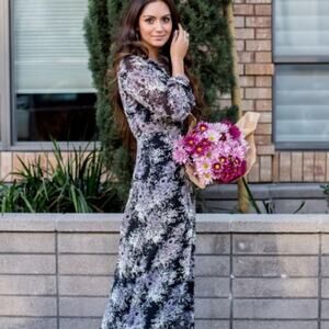 Forever 21 Black Dark Romantic Floral Long Sleeve Maxi Dress Chiffon Sheer Sz L